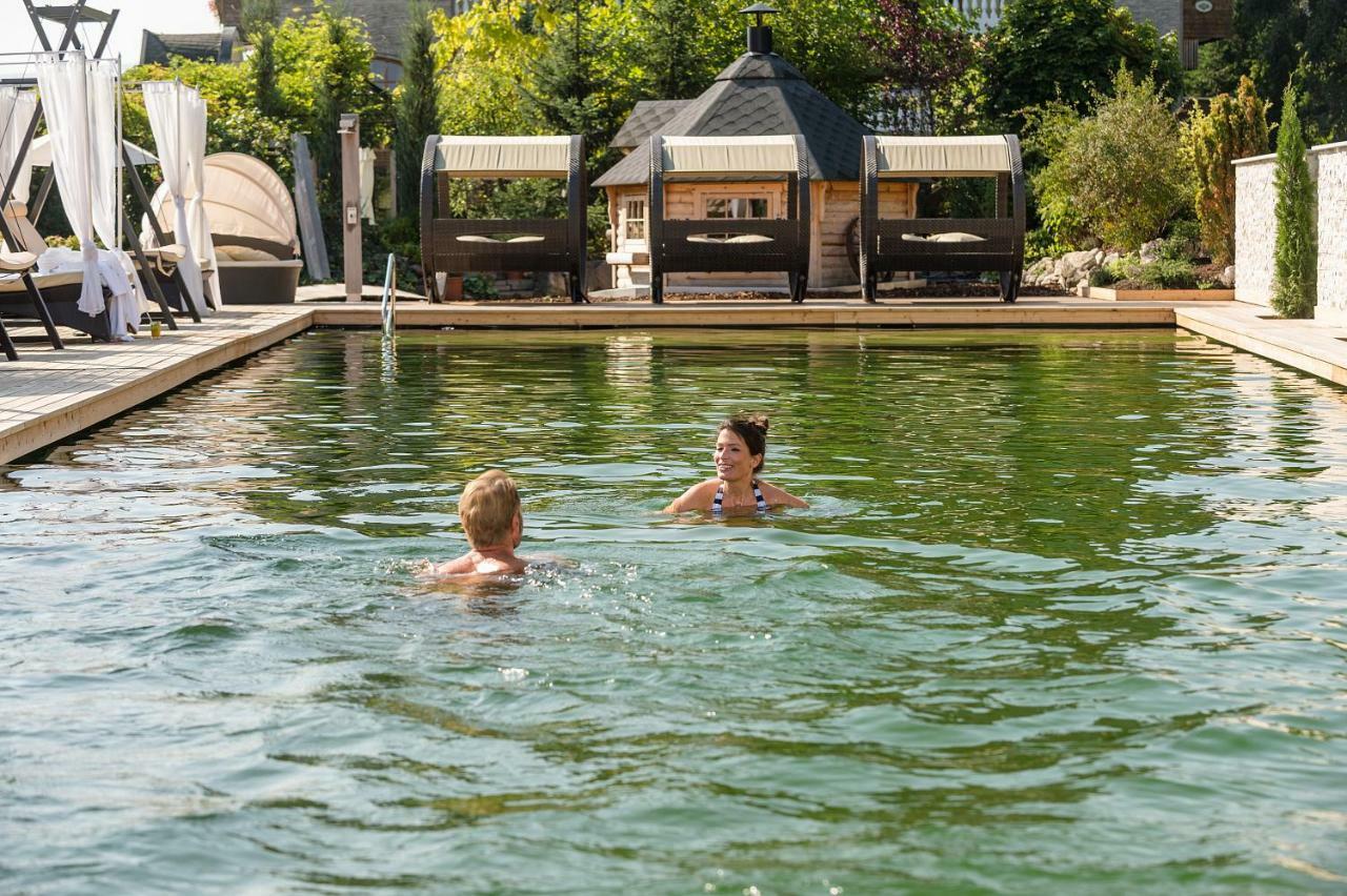 Hotel Winzer Wellness & Kuscheln Sankt Georgen im Attergau Exteriör bild