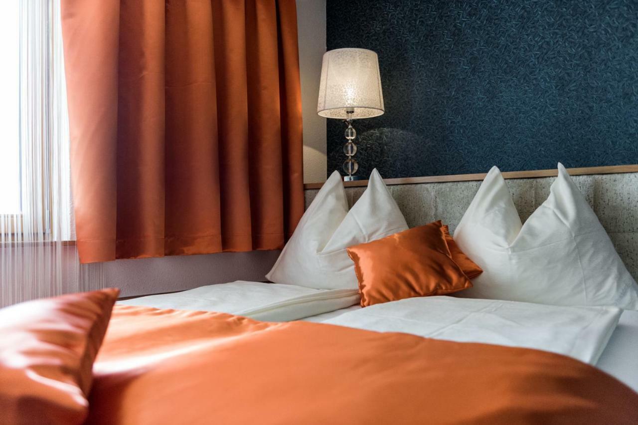 Hotel Winzer Wellness & Kuscheln Sankt Georgen im Attergau Exteriör bild