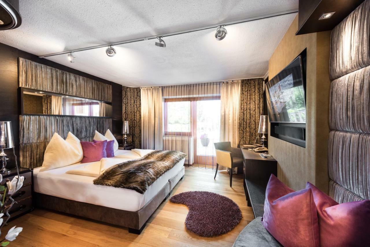 Hotel Winzer Wellness & Kuscheln Sankt Georgen im Attergau Exteriör bild