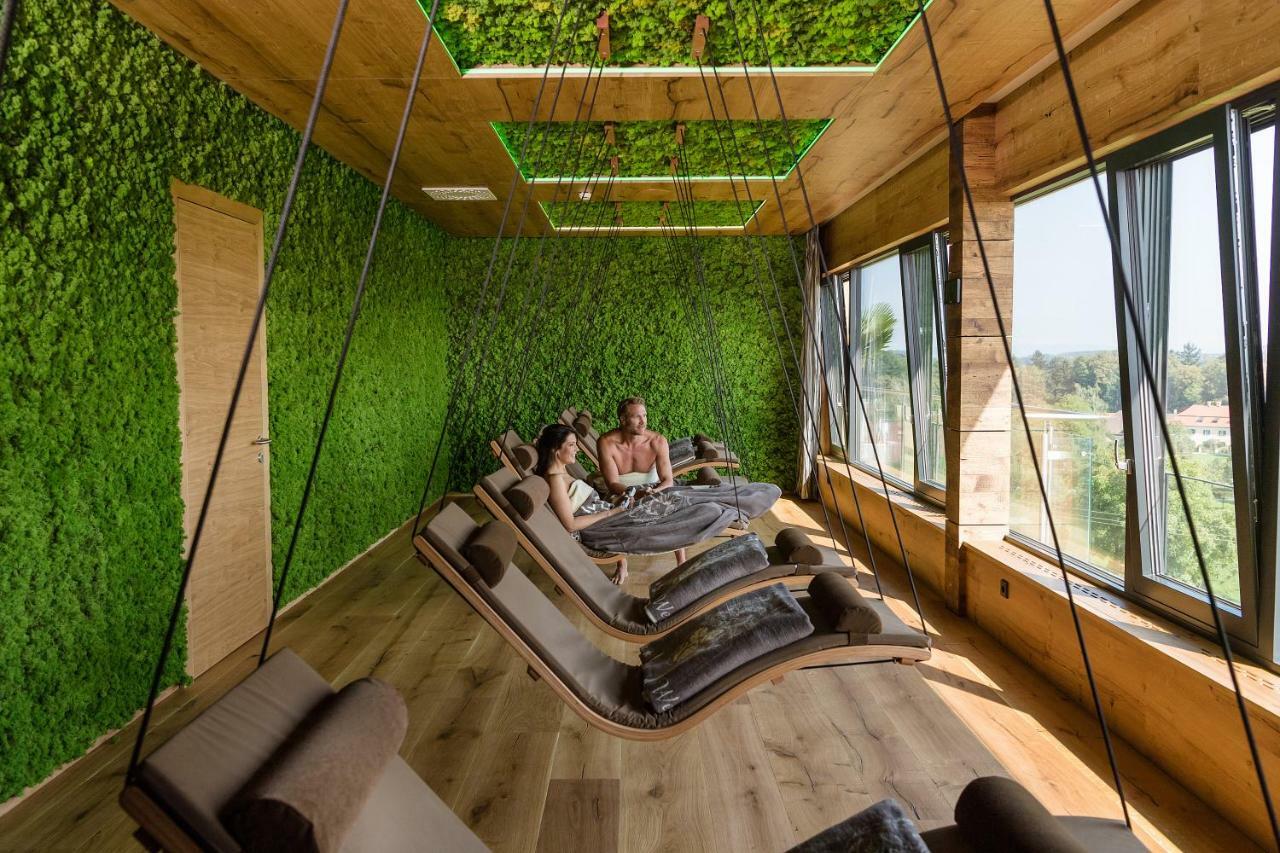 Hotel Winzer Wellness & Kuscheln Sankt Georgen im Attergau Exteriör bild